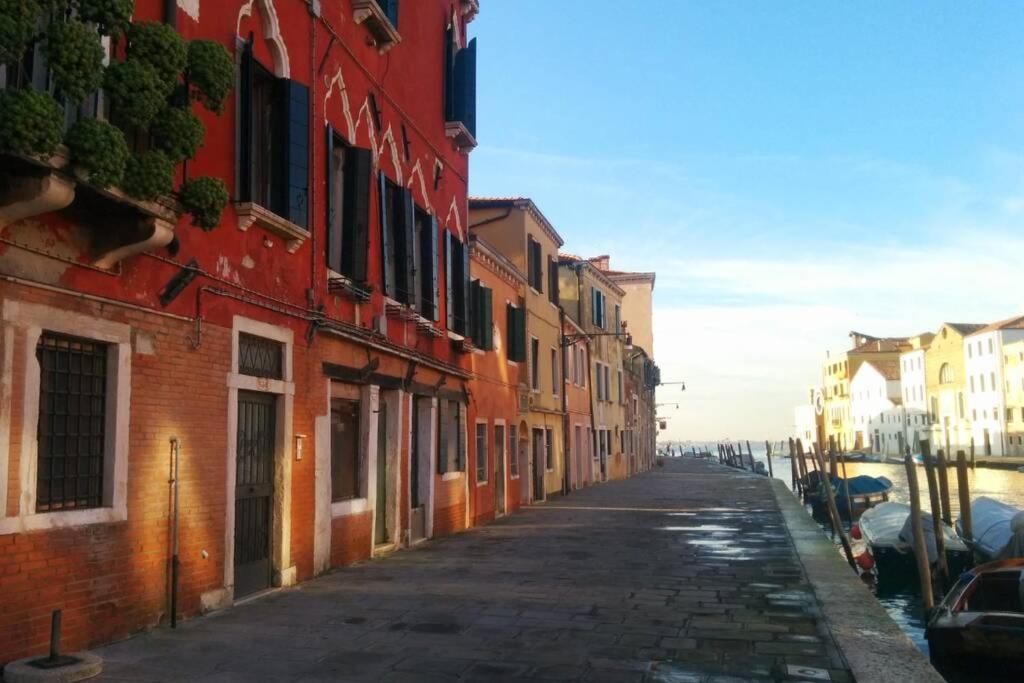 La Casetta Rosa - Vista Sul Canale Venice Exterior photo